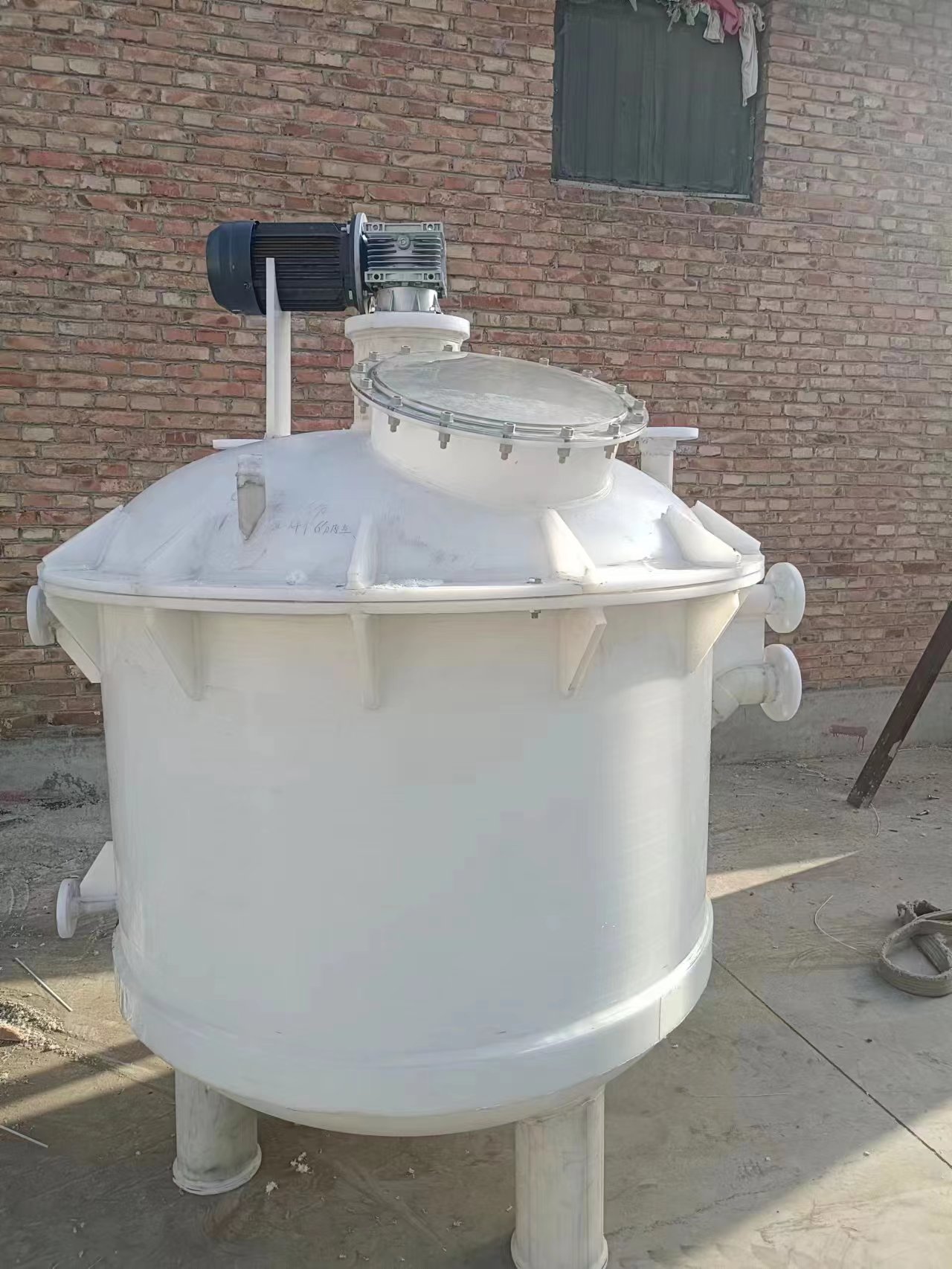PP塑料液体搅拌罐加热乳化搅拌反应釜耐老化加药搅拌桶  PP搅拌罐报价  PP搅拌罐供应电话  PP搅拌罐销售电话