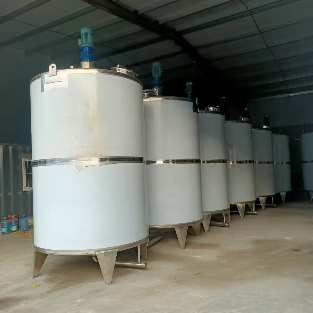 304不锈钢药物液体青霉素搅拌罐 立式防腐密闭罐  304不锈钢搅拌罐