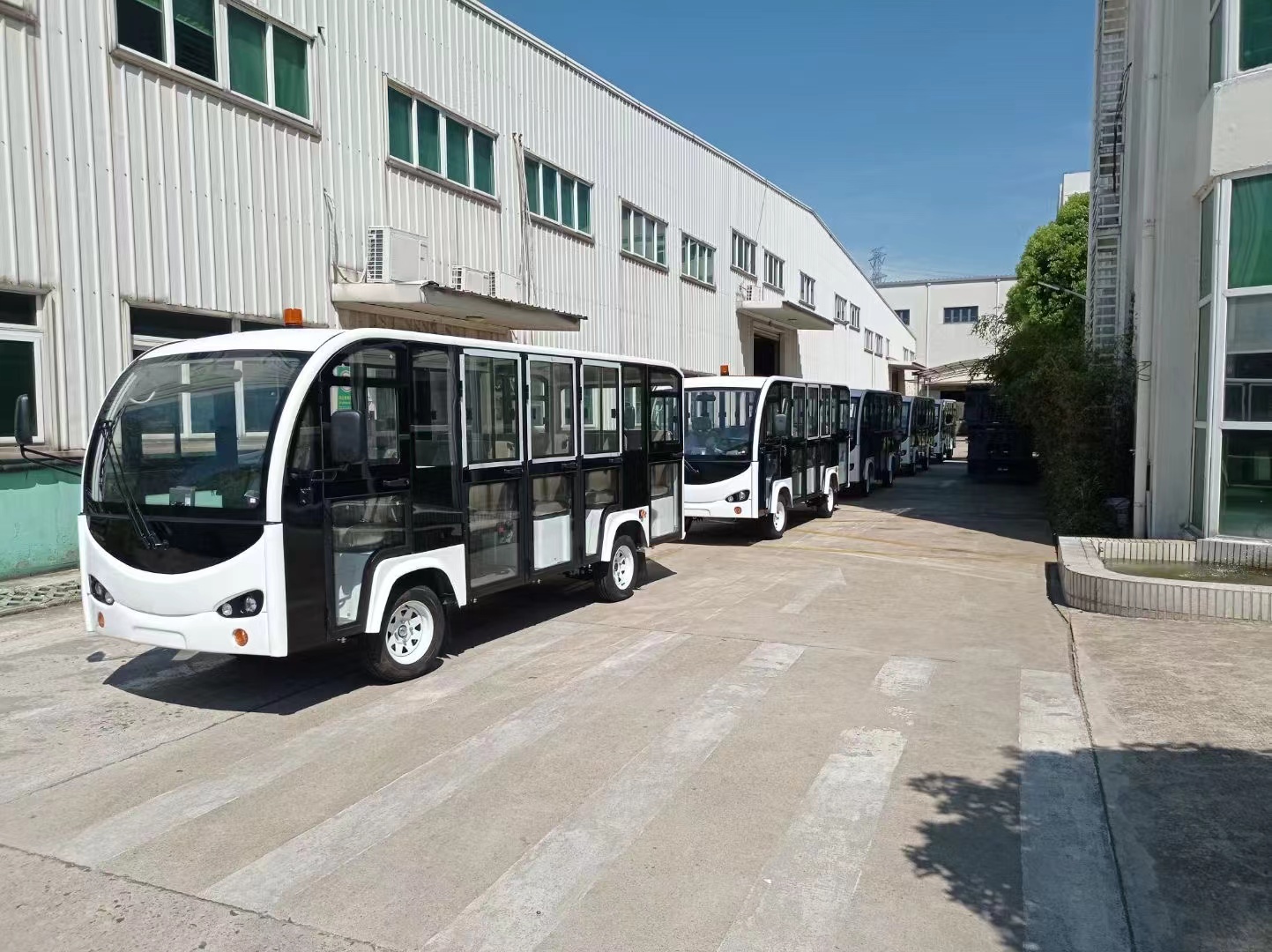 拉萨 电动观光车 14座电动游览车  电动游览观光车  朗辉旅游观光车