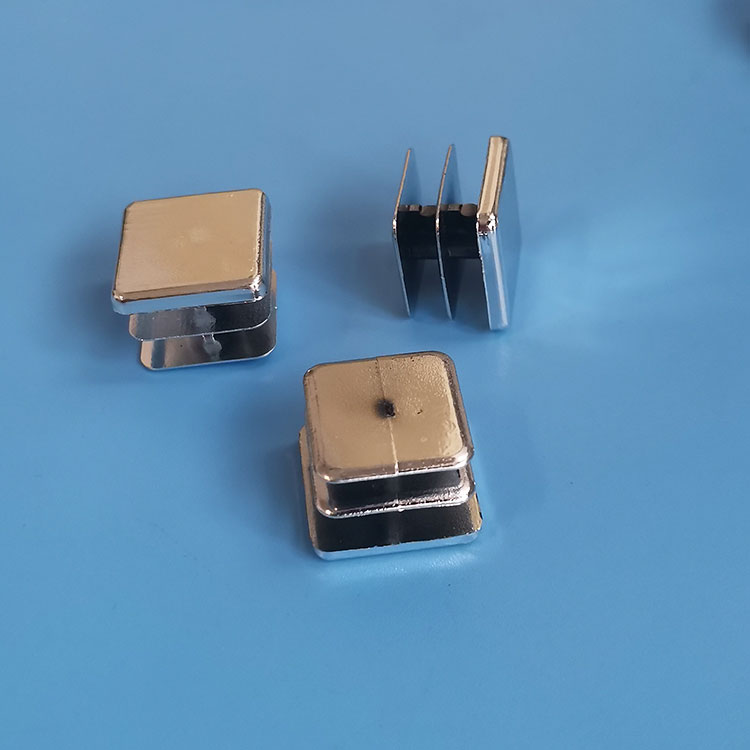 正方形管塞18*18mm白铬 塑料堵头 方形脚塞