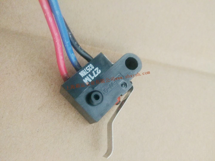 欧姆龙超小型精密开关D2FW-G271M  微动开关