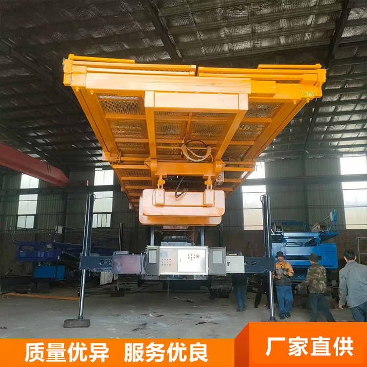 钢结构高空反吊顶平台 高空压瓦机厂家 高空作业平台  履带式高空作业平台车