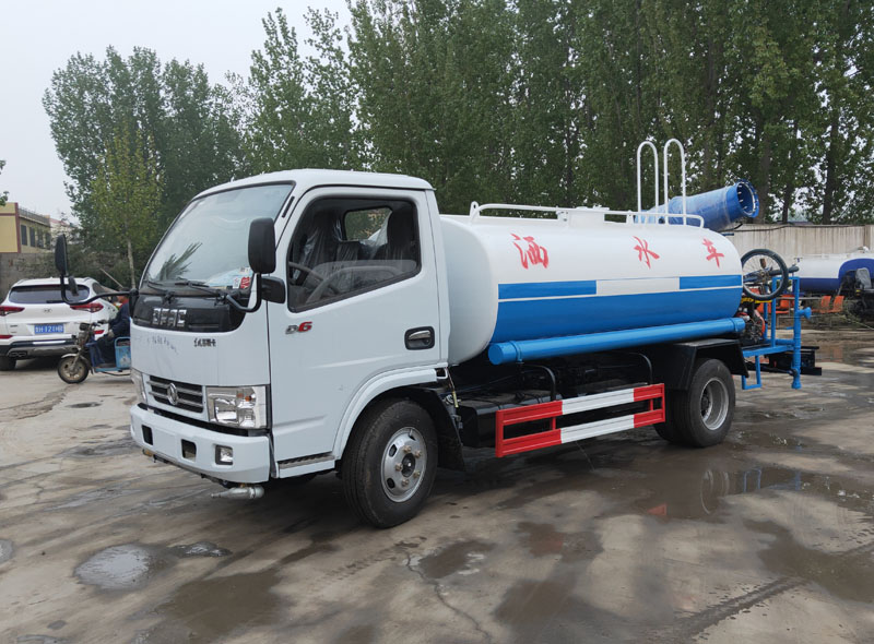 厂家直销大型雾炮洒水车 博拓环卫园林绿化喷洒车  东风洒水车  洒水车价格