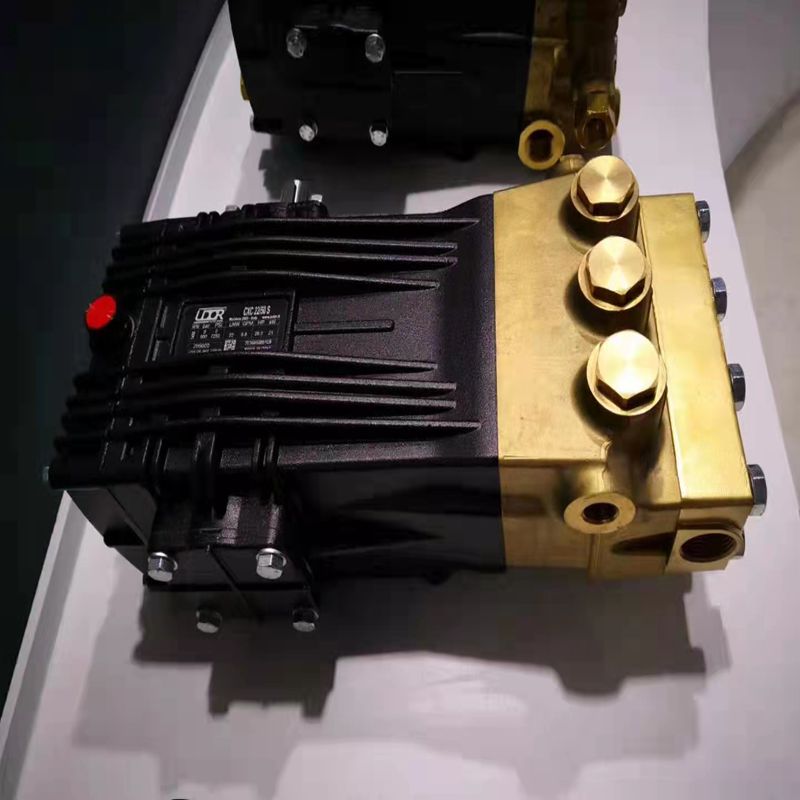 CC38/17UDOR工业高压柱塞泵170公斤38升  UDOR意大利柱塞泵