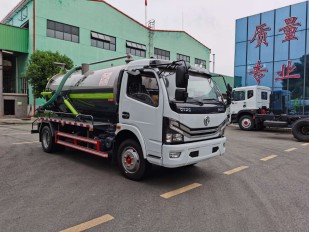 东风多利卡8方吸污车、抽污车  真空吸污车  沼气池吸污车