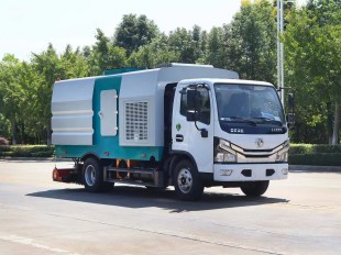 东风多利卡6方吸尘车  道路污染清洗车  后置吸尘车价格