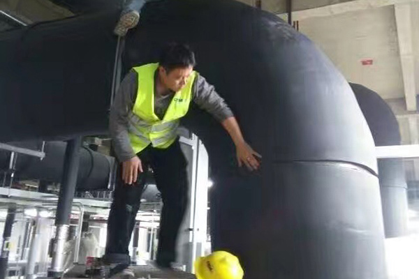 南京管道保温施工队机房包玻璃棉橡塑保温施工队