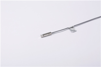 正方形5*5小型金属接近传感器，小方形电感式接近开关  小方形接近开关