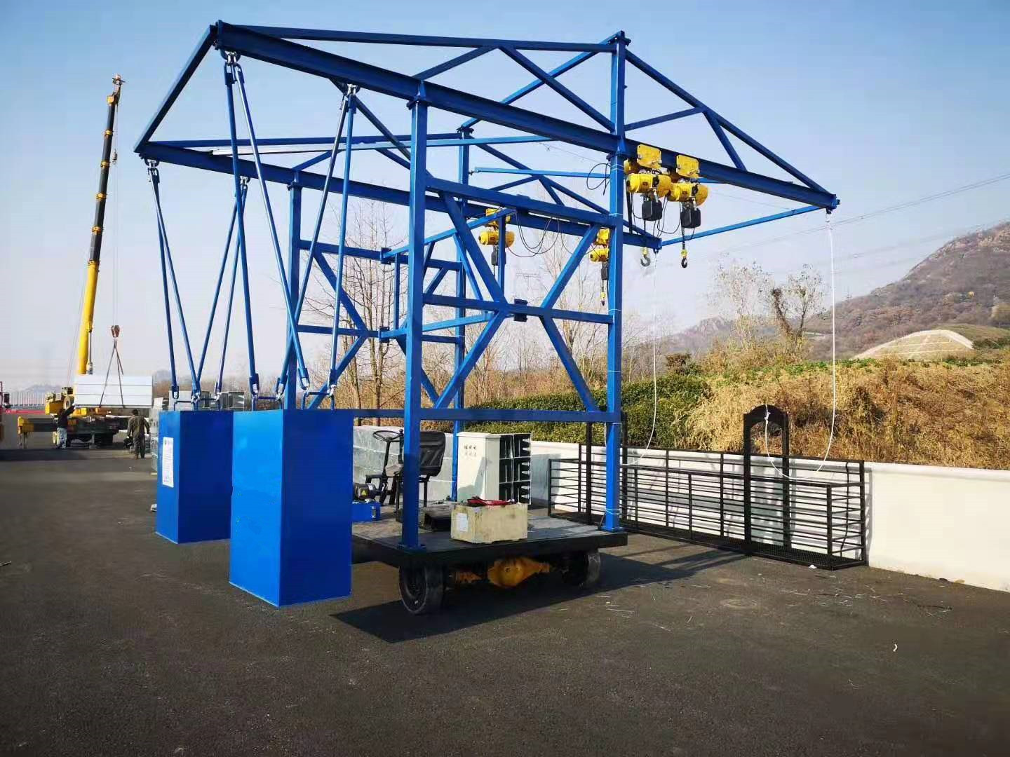 桥梁排水管台车防撞墙施工台车&nbsp;&nbsp;桥梁施工台车&nbsp;&nbsp;防撞墙施工车