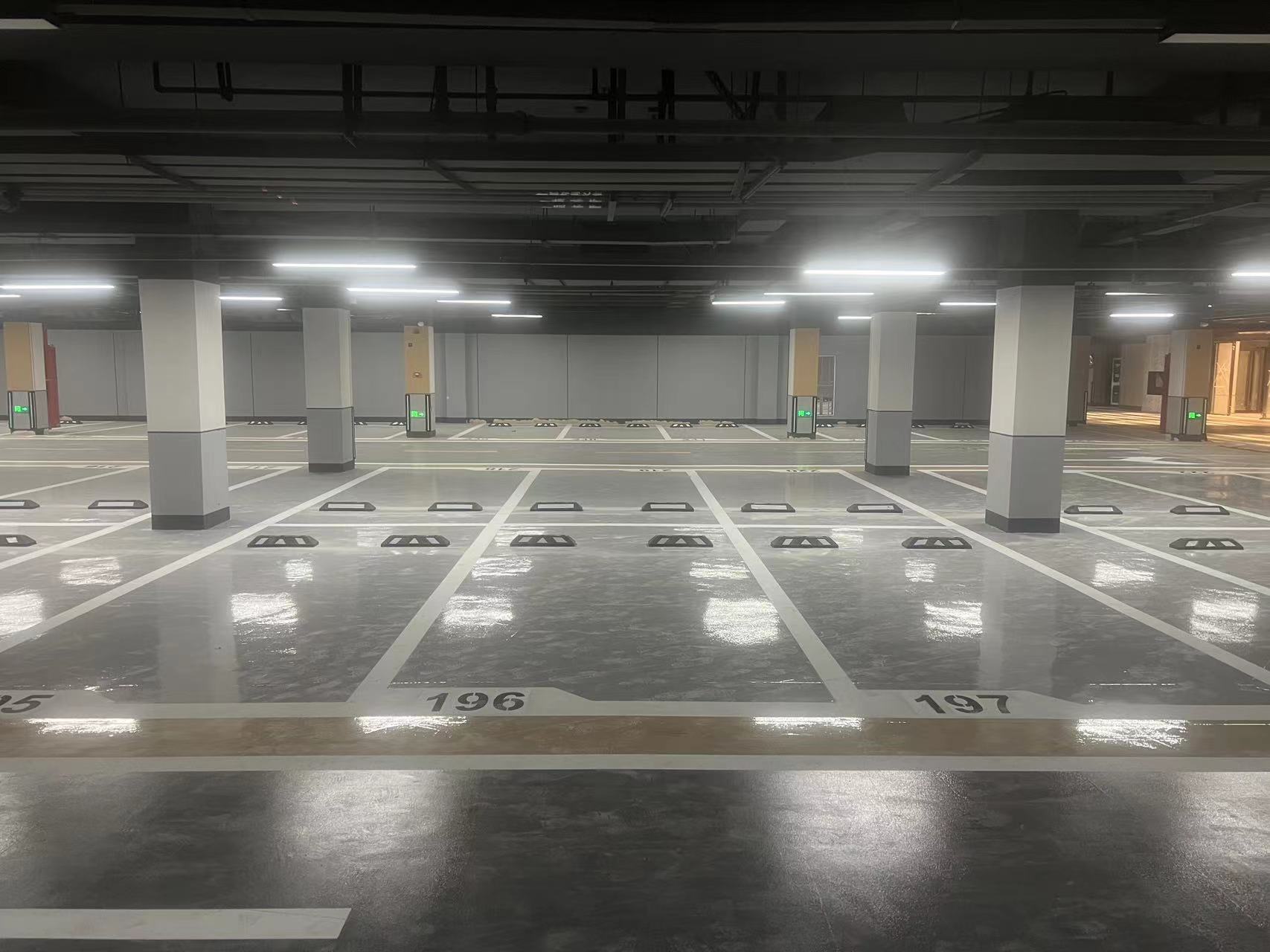 南京道路划线地下停车场道路划线  南京厂区划线  南京停车场划线