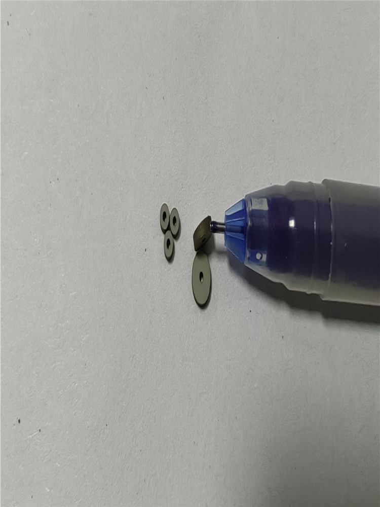 TJ压电陶瓷激光切割加工氧化铝激光异形切割微孔加工  压电陶瓷切割加工  陶瓷片盲孔加工  氧化铝异形切割