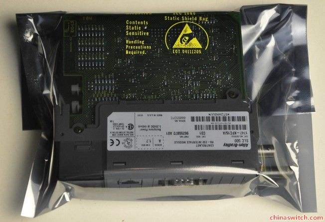140ARI03010  卡板  变频器  显示器