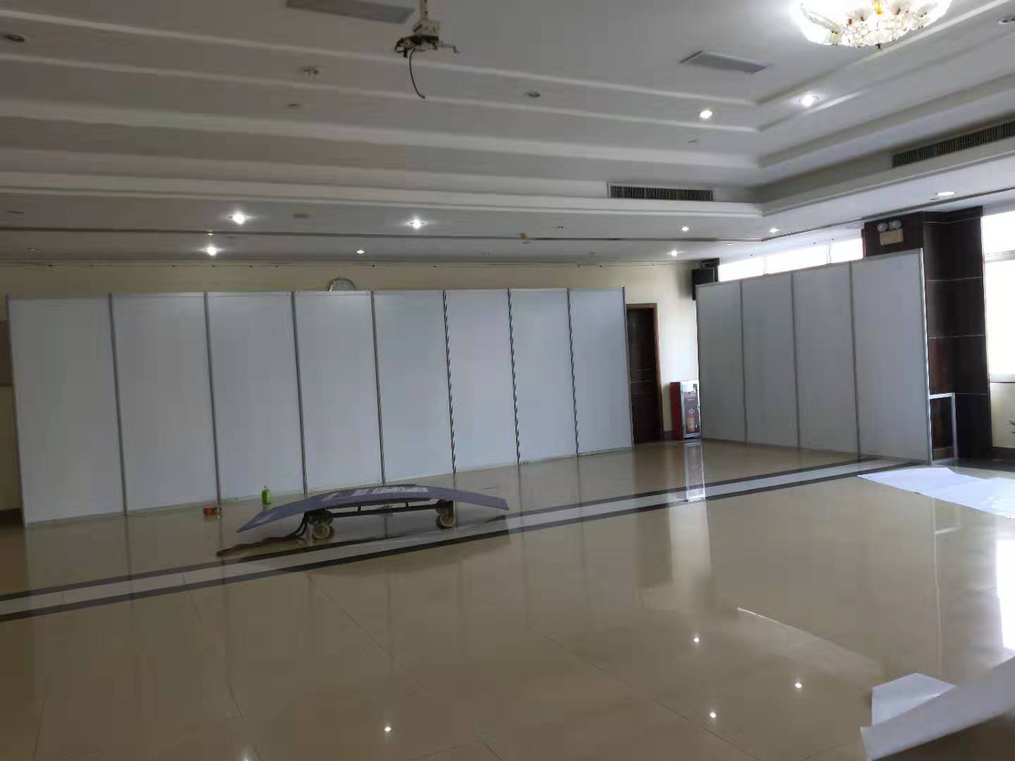 广州隔断房间活动展板出租，会议分隔展板出租  活动展柜  房间隔断