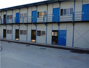 葫芦岛玻璃幕墙活动房南票便捷移动式临建房  便捷临建房