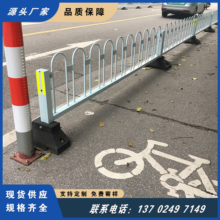 翁源县防撞锌钢围栏 百千万工程户外围挡隔离栏杆  机非隔离护栏  市政护栏  人行道护栏