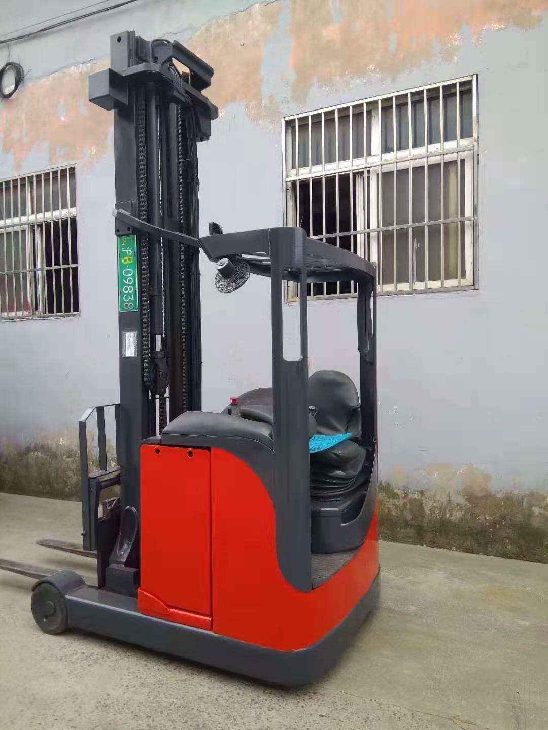嘉定叉车租赁-上海德添叉车林德R14  嘉定叉车出租  宝山叉车租赁  嘉定叉车租赁电话
