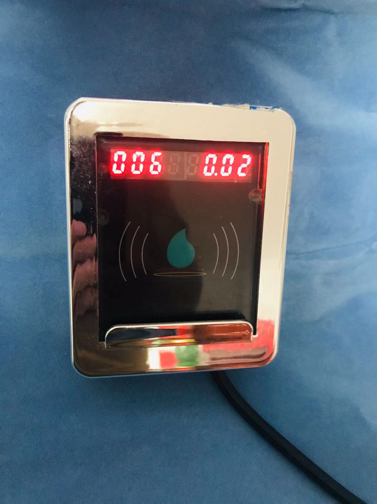 学校 健身房 厂房 农场手机扫码洗澡淋浴节水控制器  扫码淋浴洗澡控制器