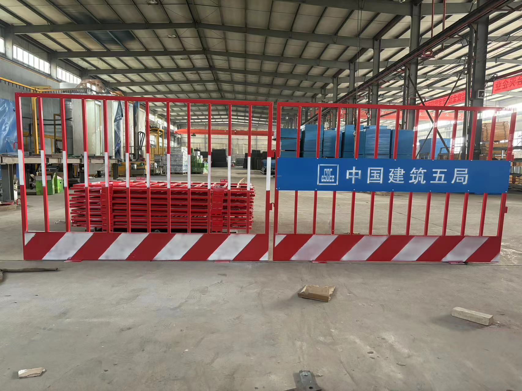 基坑护栏 工程安全防护铁丝网 建筑工地可移动护栏网  基坑防护  防护围栏