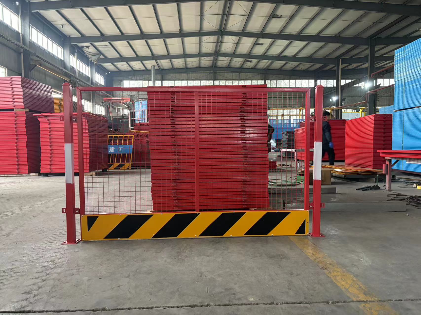 基坑护栏 工程安全防护铁丝网 建筑工地可移动护栏网  基坑防护  防护围栏
