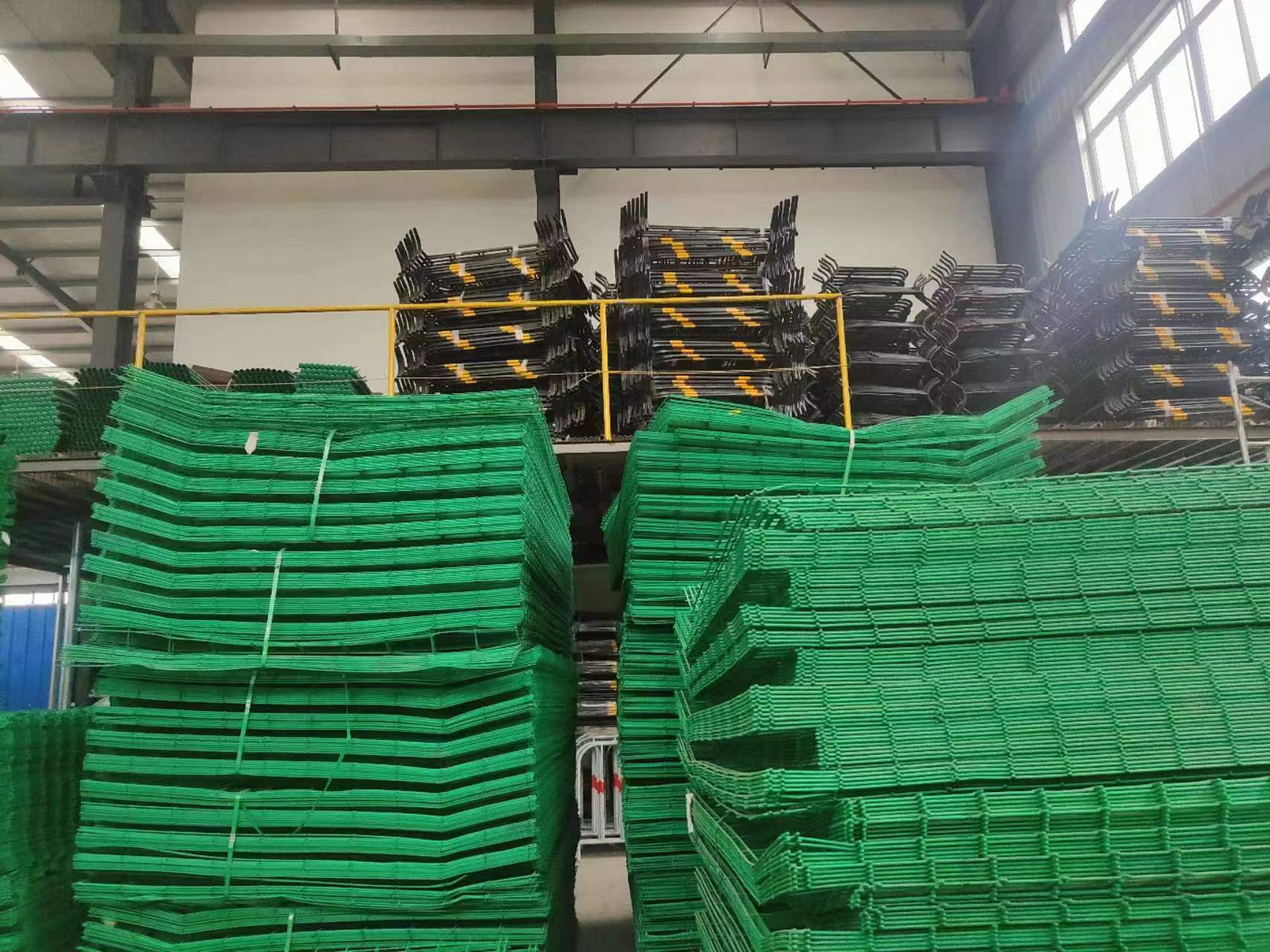 农用养殖鱼网塑料平网隔离网浸塑网河道堤坝隔离网  双边丝网