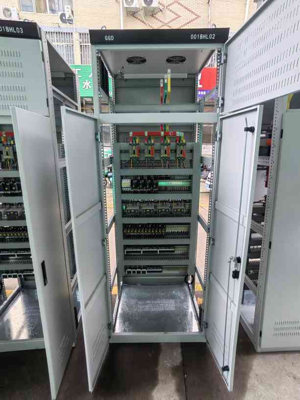 郑州西门子PLC可编程控制柜ABBPLC可编程控制柜配电柜  plc  变频器