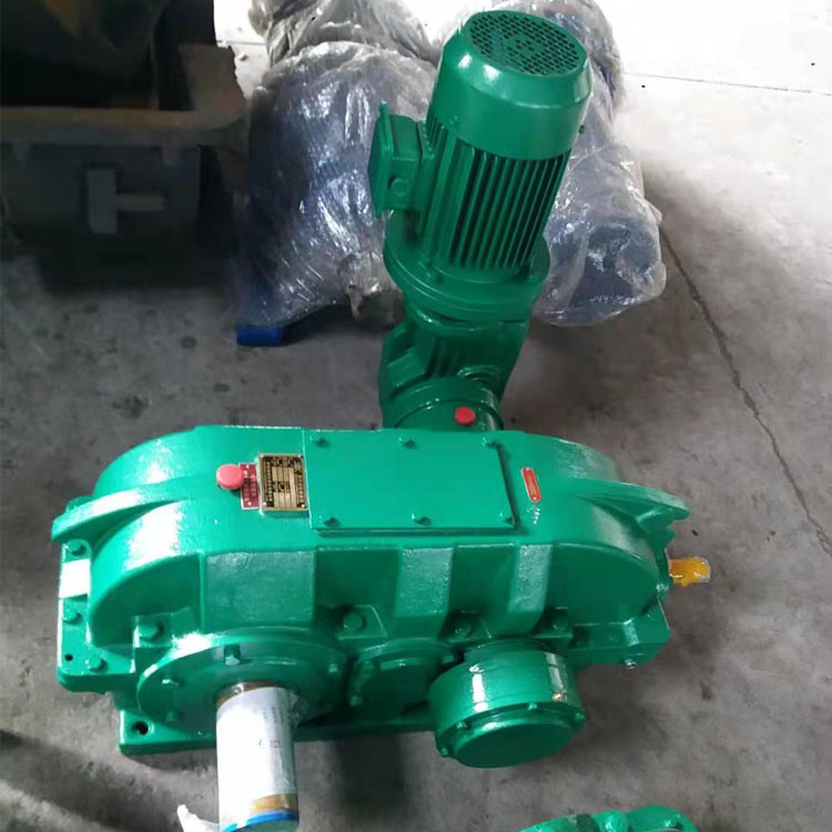 DCYF250-31.5-IN硬齿面齿轮减速机  DCYF250硬齿面减速机  DCYF250齿轮减速机  DCYF250带辅传减速机