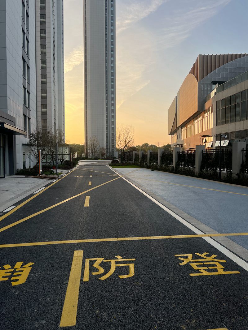 南京达尊交通提供南京道路划线-消防登高面划线报价  南京消防通道划线  南京消防登高面划线