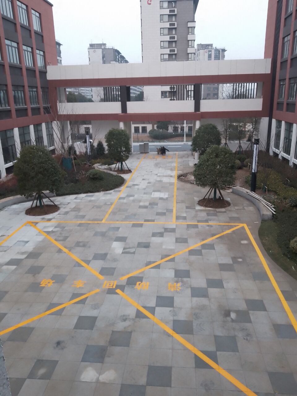 南京达尊交通工程公司-南京道路划线-消防回车场划线  南京消防通道划线  南京消防回车场划线