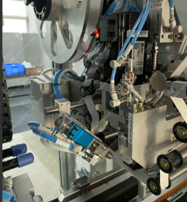 锂电设备 机器人插拔钉机 钢珠封口机 锂电池包膜机