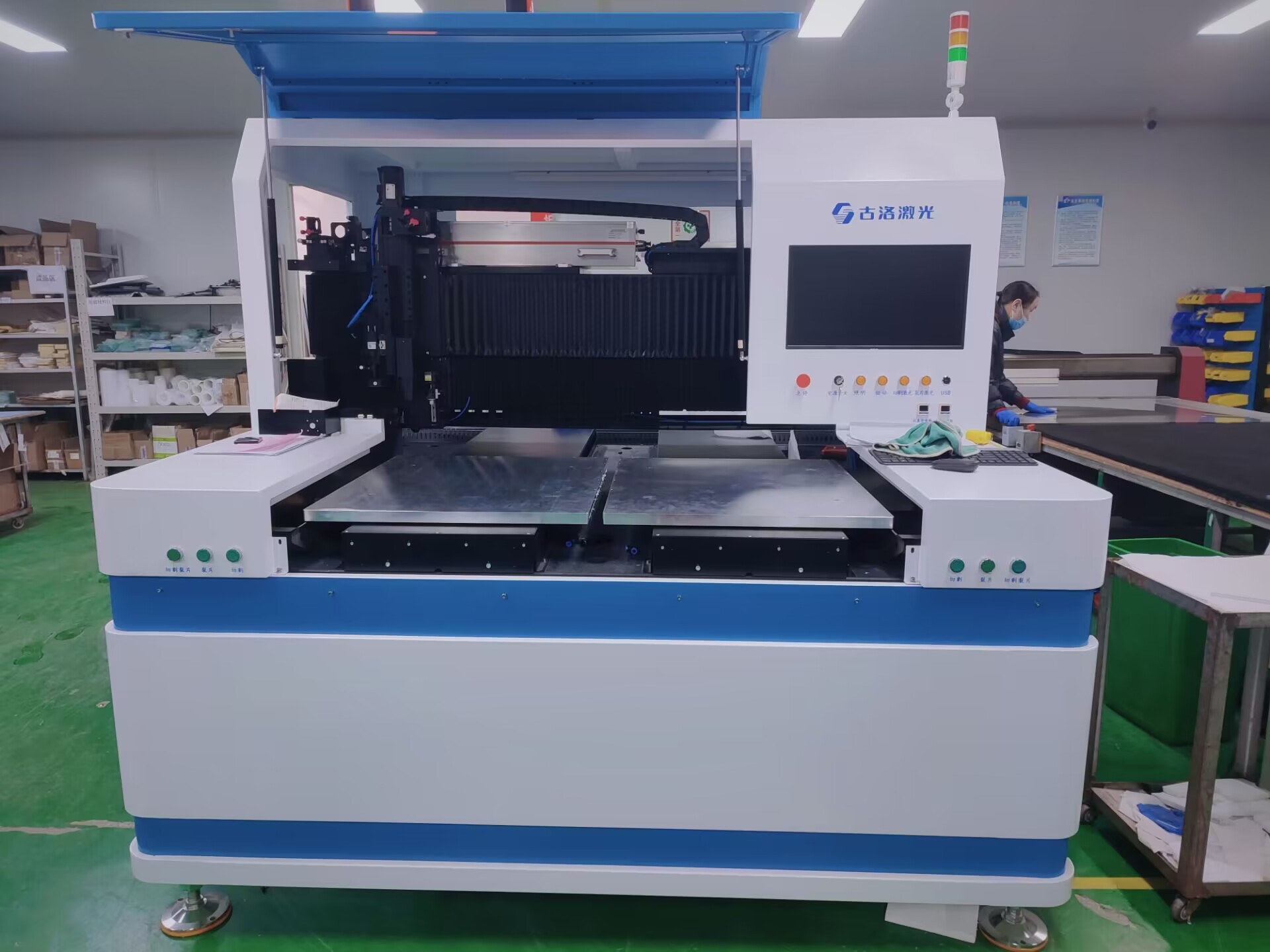 玻璃加工红外双平台激光切割机  皮秒切割