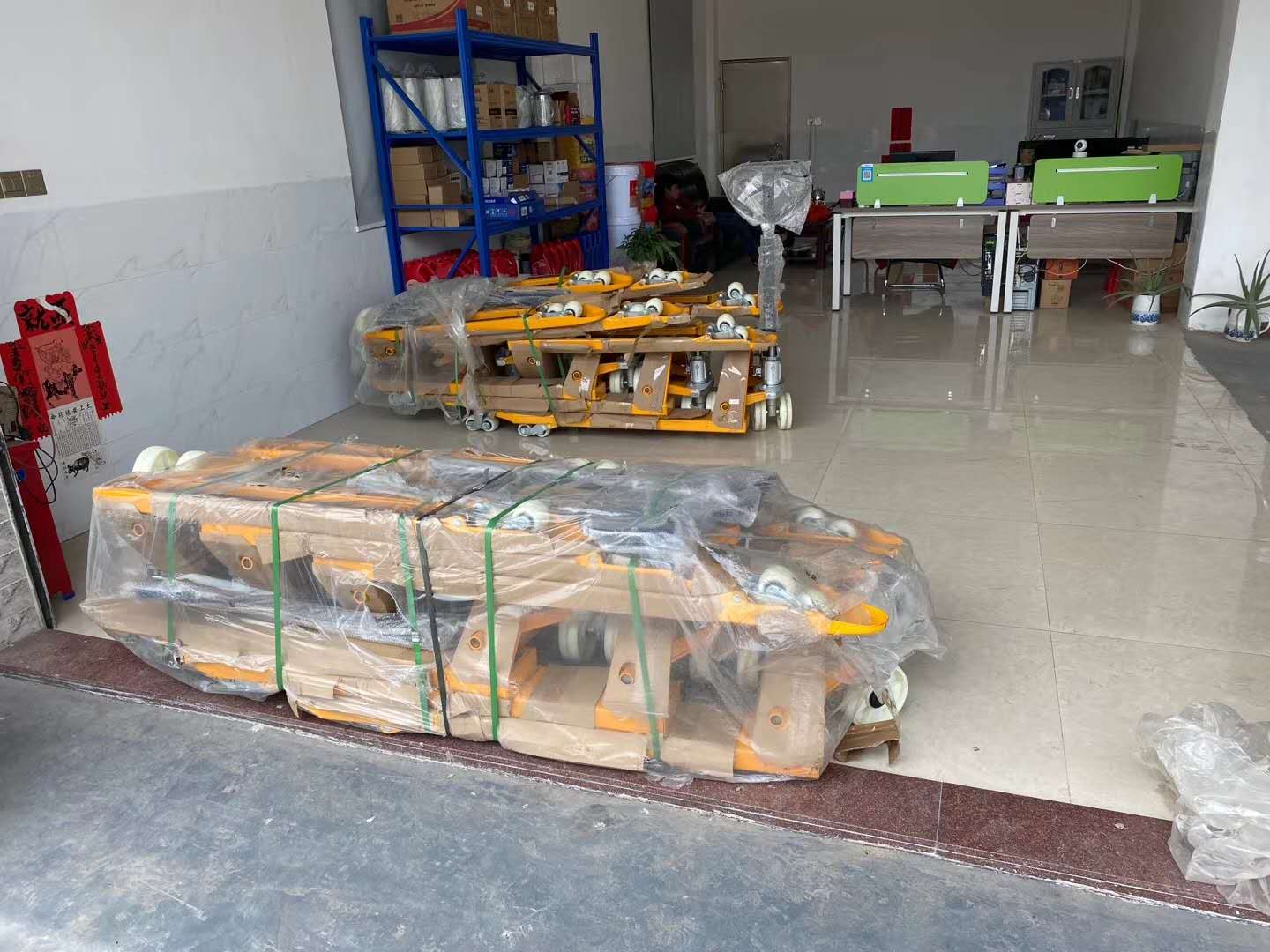 供应手动叉车  手拉车  地牛
