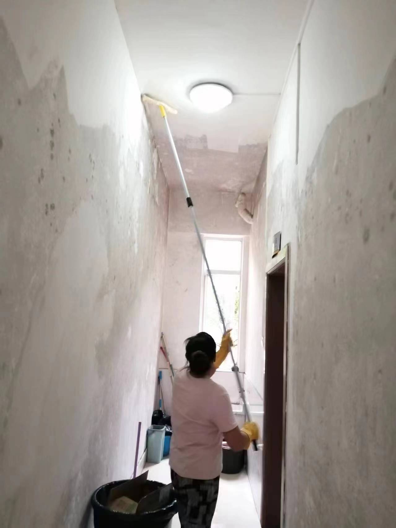 广州白云嘉禾除霉公司，墙壁霉斑清理，上门除霉  墙壁发霉处理  防霉
