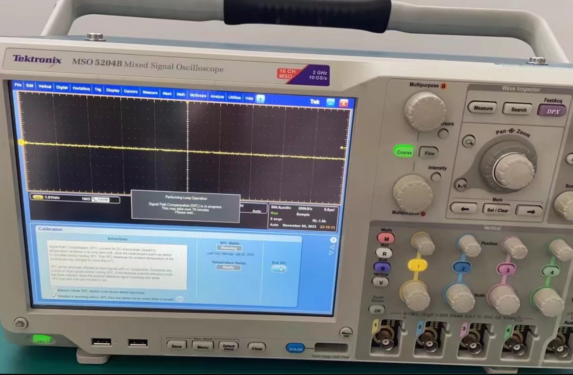 泰克MSO5204B混合信号示波器