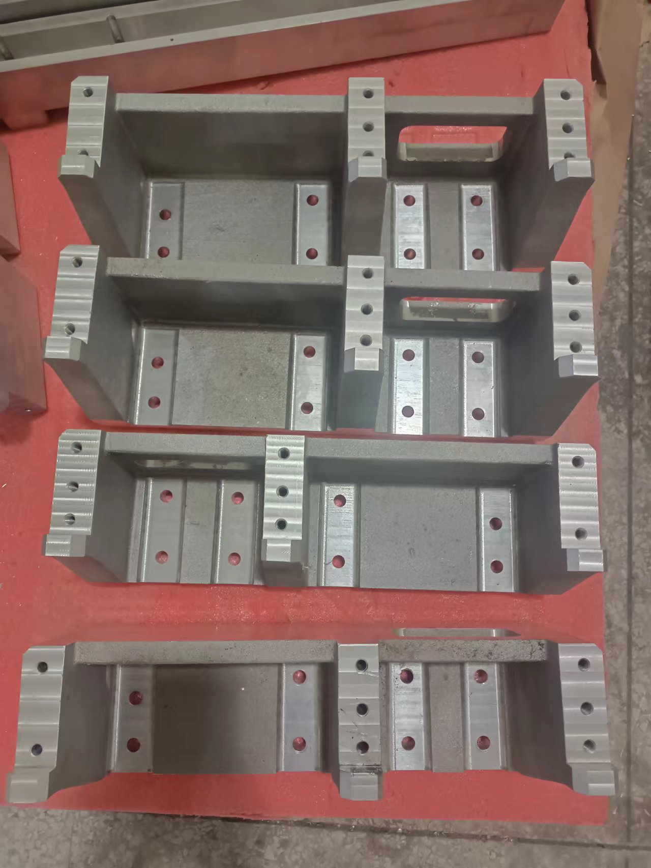 超声波焊接、超声波塑胶熔接模具、塑胶热压模具厂家  深圳超声波模具  平湖塑胶焊接模具  超声波塑胶热压模具