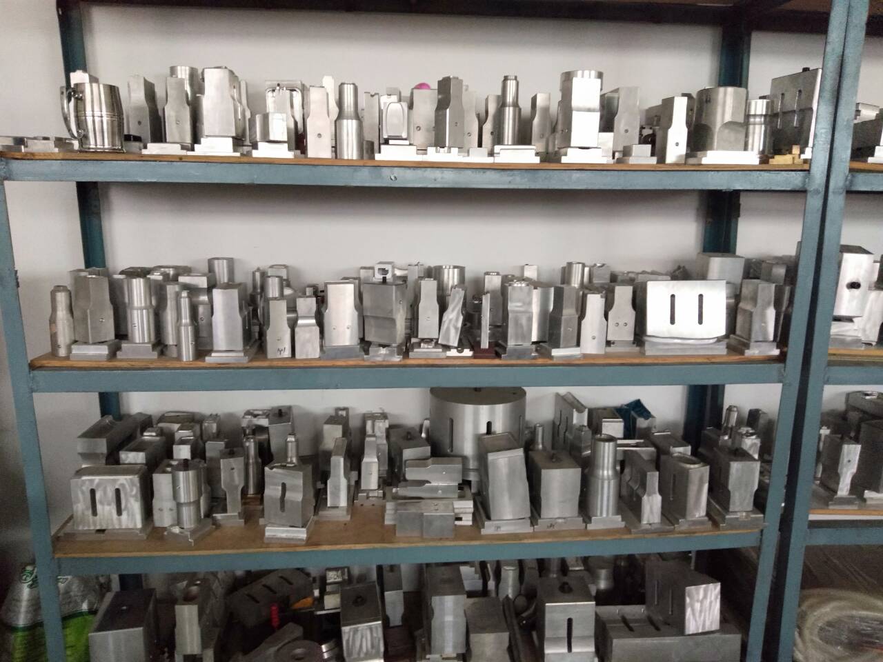 厂家直销超声波模具，塑胶熔接模具，塑胶热压模具专业设备  龙华超声波焊接模具  观澜塑胶热压模具  坪地塑胶焊接模具