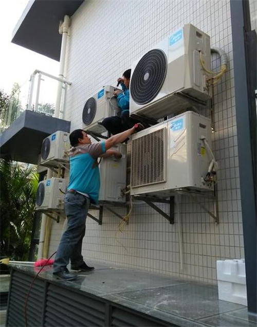 武汉关山空调不制冷维修、加氟（30分钟快速到家）  关山空调不制冷加氟  武汉空调不制冷维修