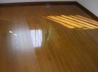 广州荔湾坦尾地板打蜡公司，木地板打蜡保养，地板清洗  地板翻新  地板护理保养