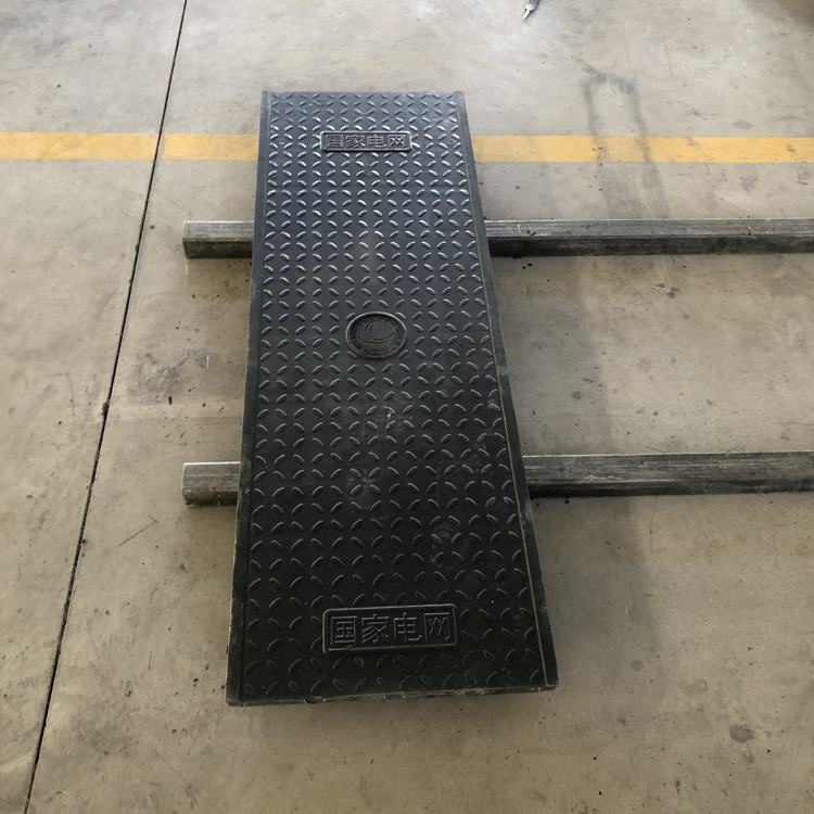 复合电缆沟盖板 高温模压成型 可过人过车 不易损坏  隧道盖板  电力盖板