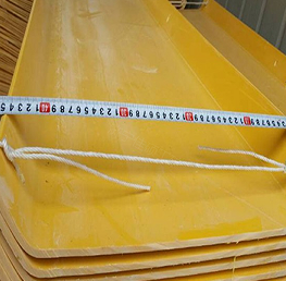 矿用水炮泥袋以它的两边为直径 50*270形成雾状降尘