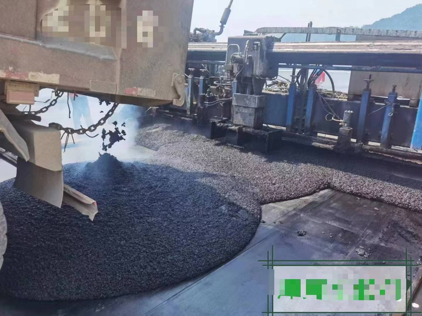 钢桥面铺装 钢箱梁桥面铺装 钢桥面沥青铺装公司  钢桥面沥青施工  钢桥面沥青公司