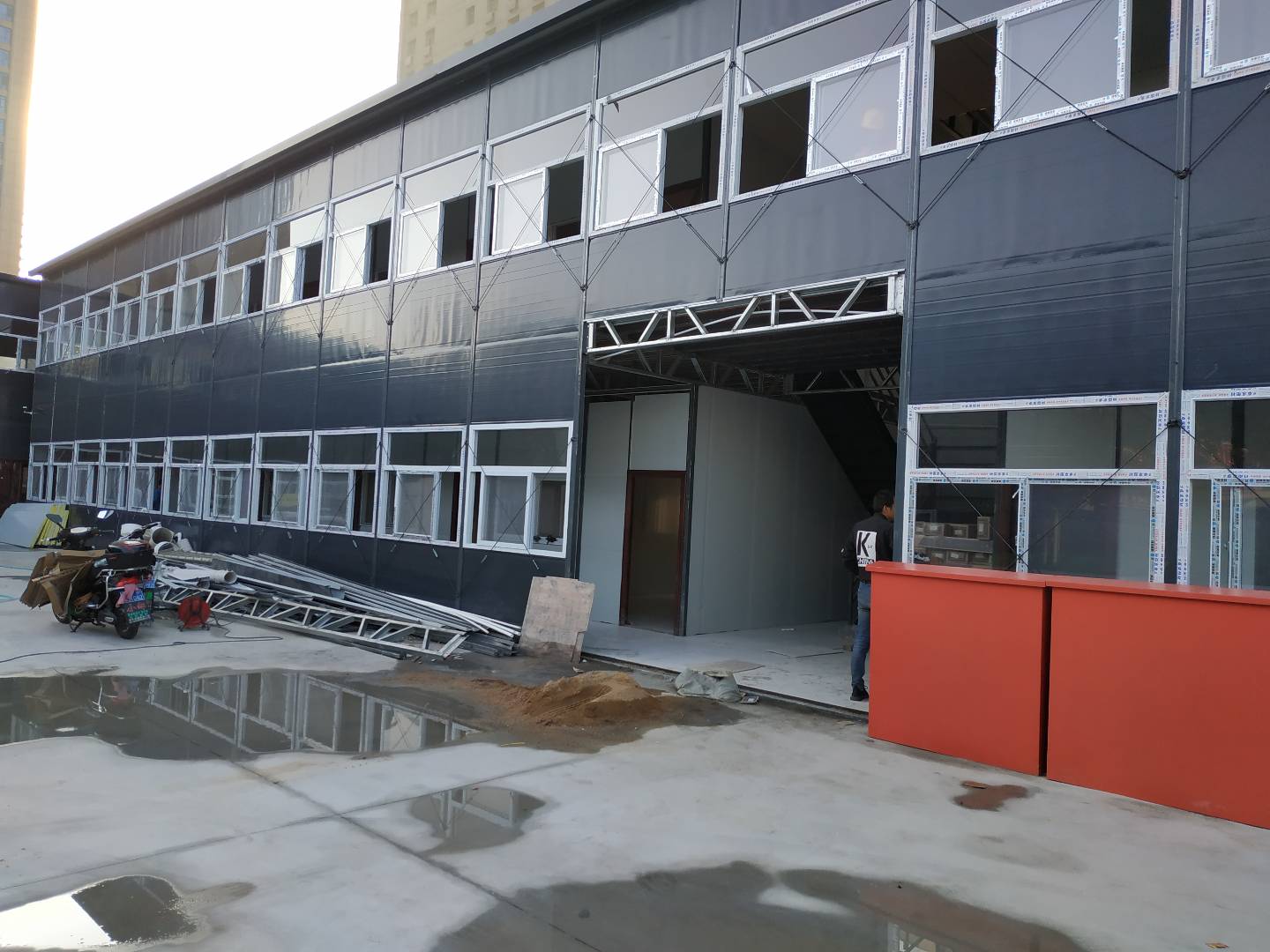 渭南工地住人集装箱房供应 大荔二手彩钢房旧料回收  渭南住人集装箱房  渭南集装箱房供应