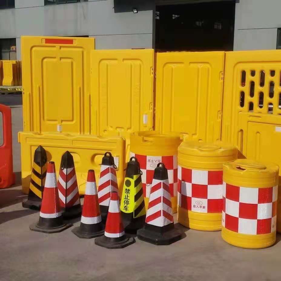 室外塑料护栏移动护栏塑胶铁马塑料胶马