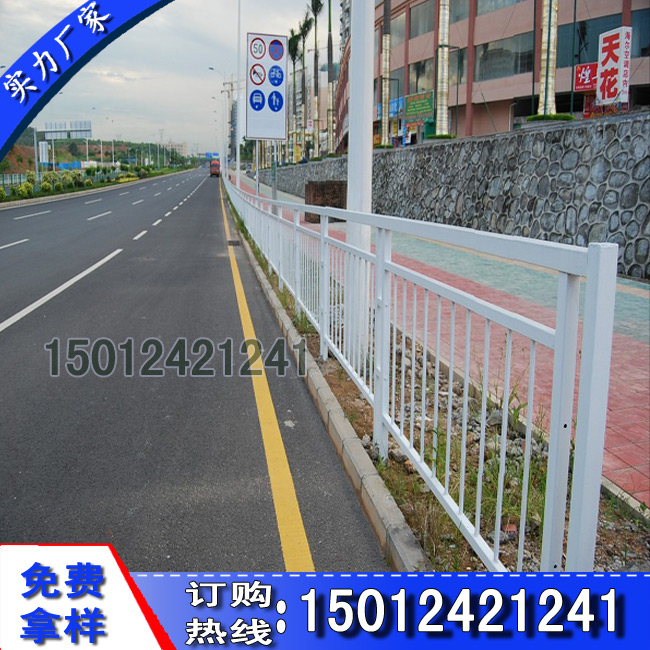 市政人行道护栏木棉花护栏锌钢护栏厂家直供