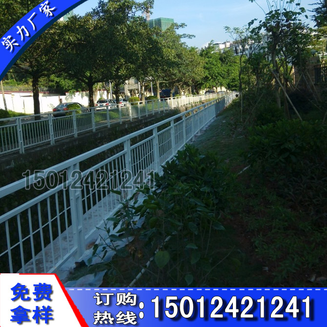 市政人行道护栏黑色木棉花栅栏锌钢护栏批发