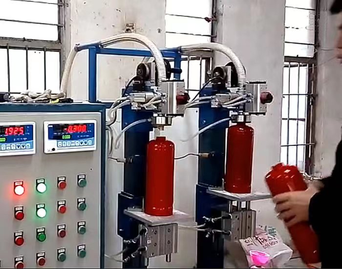 长沙月亮岛灭火器维修年检灭火器加粉市内可上门取送  消防器材
