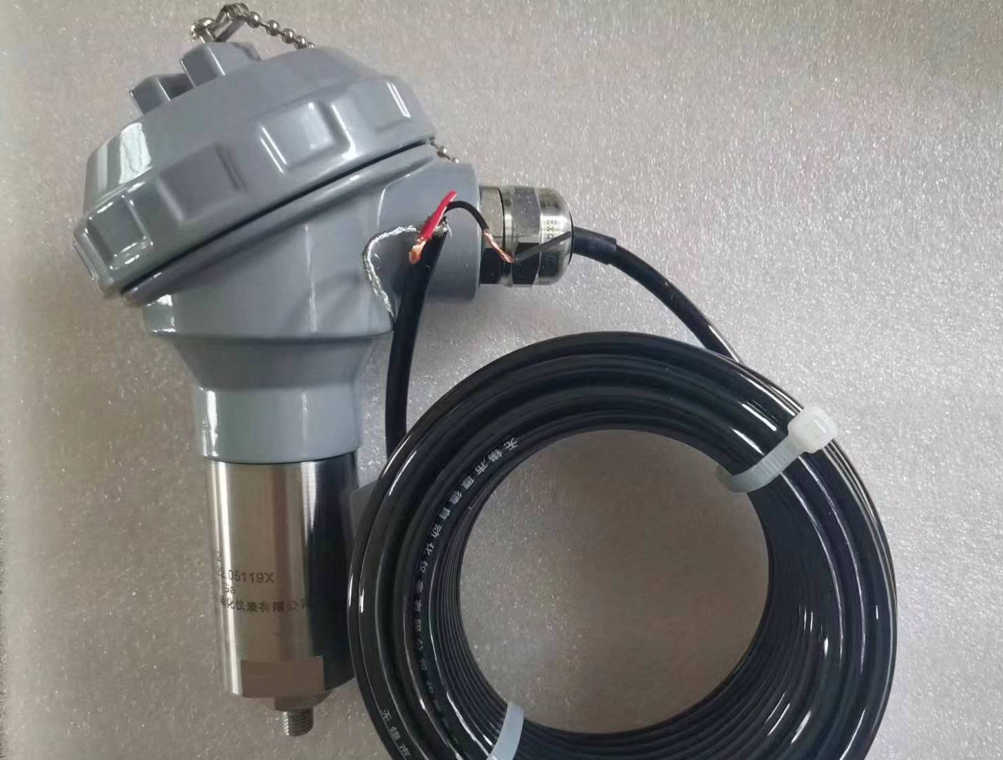 无锡厚德HZD-B-5i型一体化防爆振动变送器