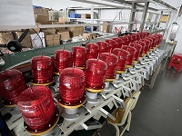 输电铁塔航空障碍灯|太阳能一体化航标灯详解  铁塔航空警示灯