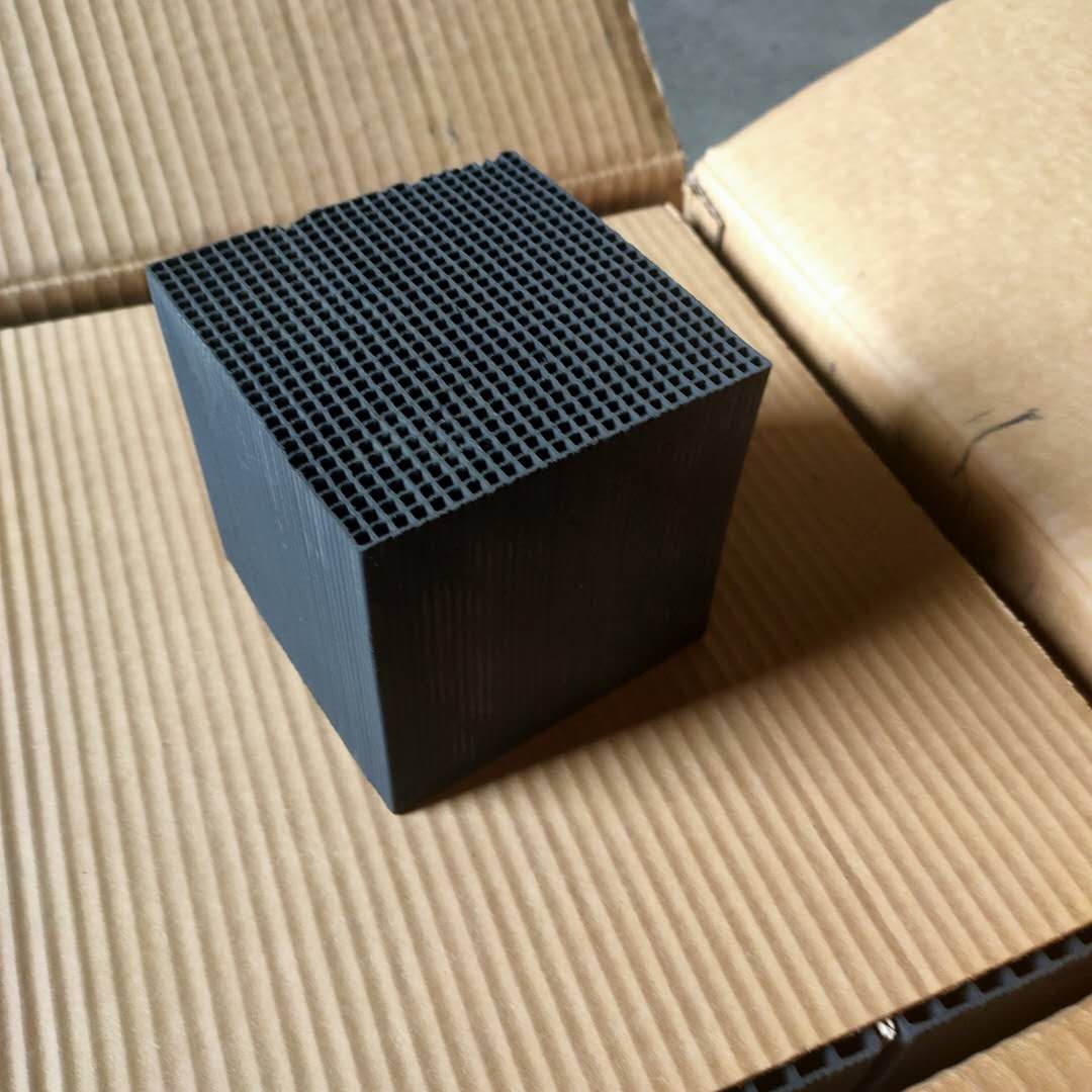 蜂窝活性炭废气处理高效吸附环保产品多行业应用  水处理  净化空气  除臭