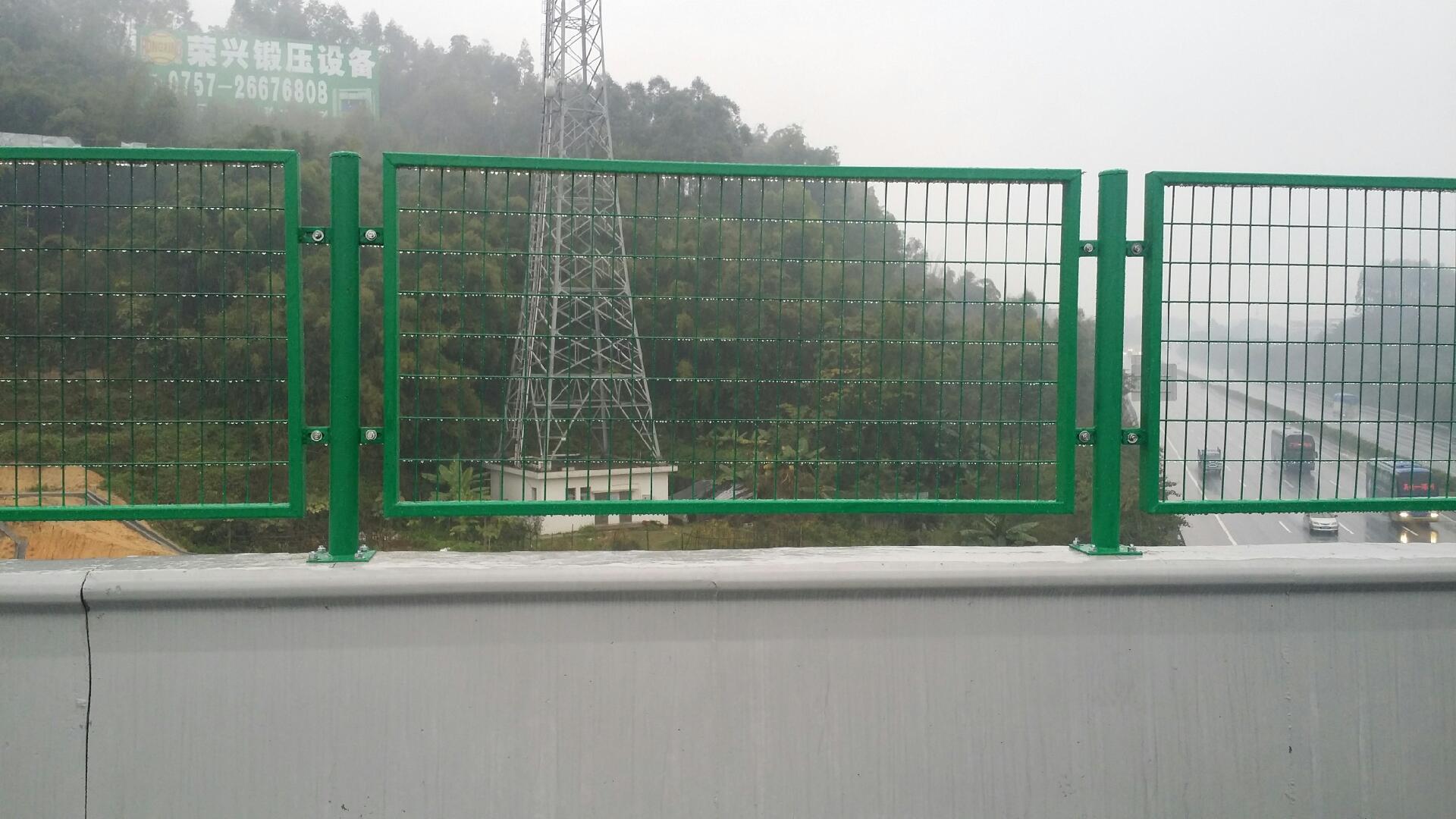 高速公路防抛网防止乱抛物防眩边框网来图定制工厂  高速路防抛网  高速路防眩网  高速路绿化网