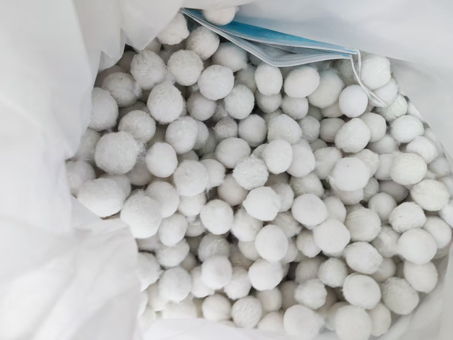 纤维球 去除微生物 提高水质 过滤吸附油脂 工业废水处理  污水处理  纤维球的特点
